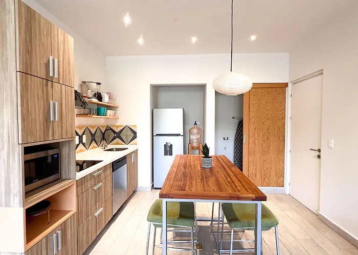 Opal Suites Apartments