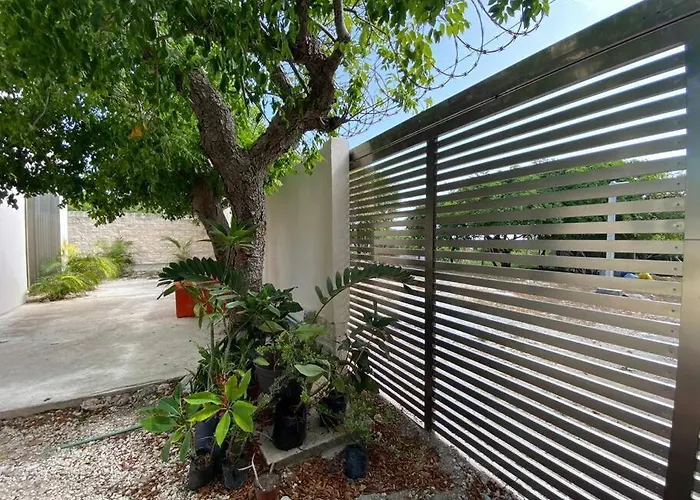 Casa Escondida
