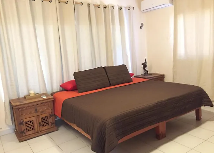Family Home With Private Pool, Casa Palapa